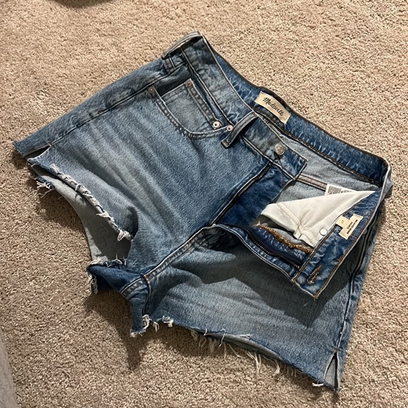 MADEWELL denim shorts with side slit - Picture 6 of 7